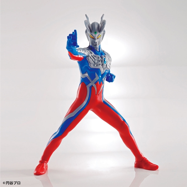 Mô Hình Lắp Ráp Entry Grade Ultraman Zero của Bandai Nhật Bản