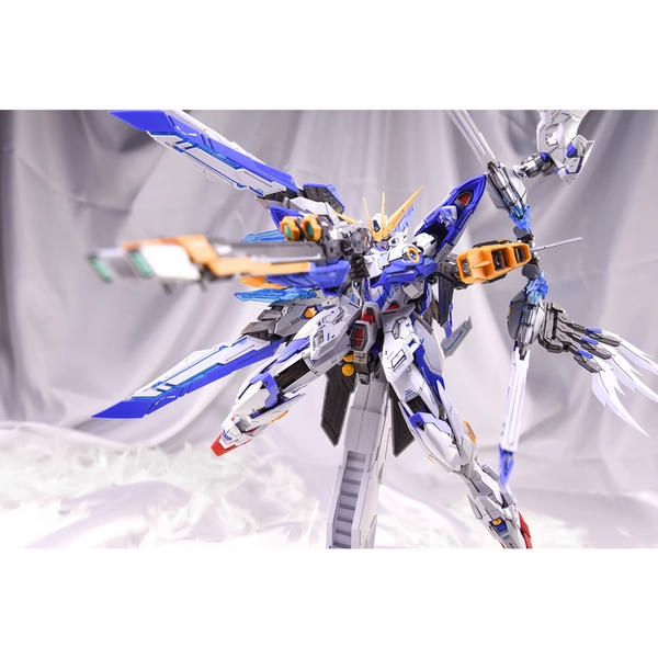 Mô Hình Lắp Ráp MG ZZA Blue Flame CH-01 Khung Xương Kim Loại (Full quà tặng Đợt 1)