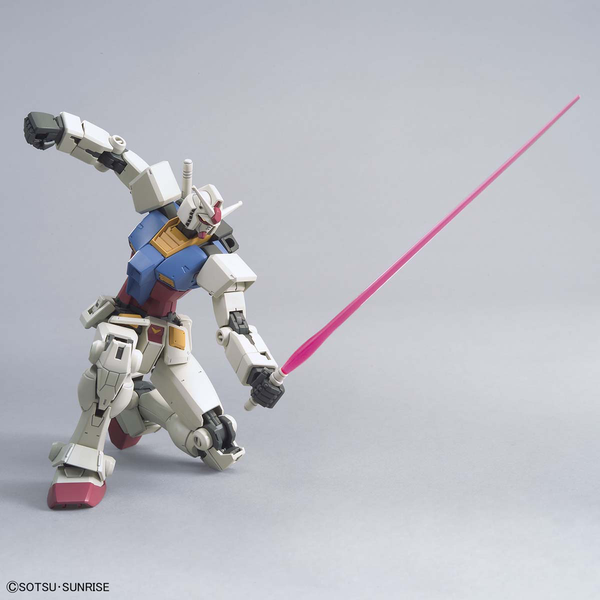 Mô Hình Lắp Ráp Gundam 1/144  Bandai HG RX-78-2 Gundam (Beyond Global) của Bandai nhật bản