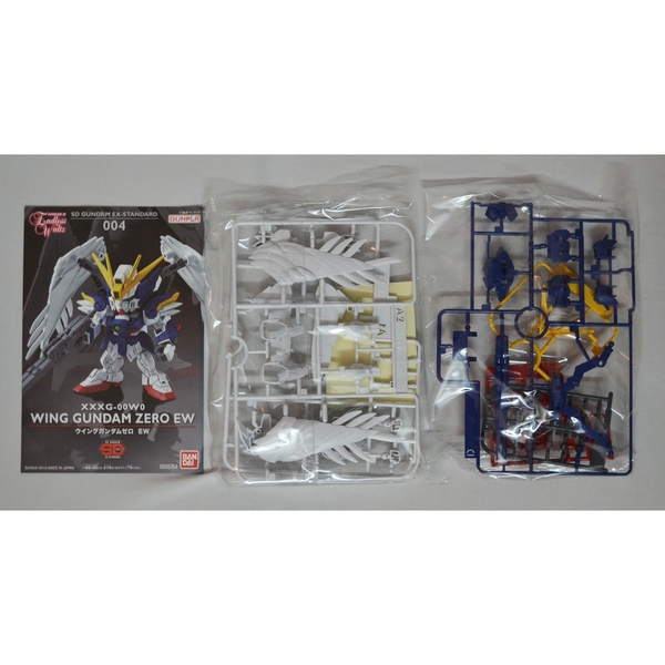 Mô Hình Lắp Ráp  SD GUNDAM EX-STANDARD WING GUNDAM ZERO EW Chính Hãng Bandai Nhật