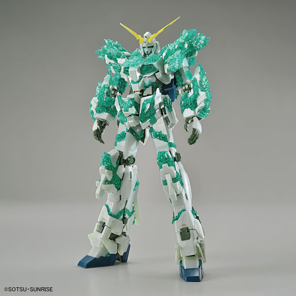 [Hỏa Tốc] Mô Hình Lắp Ráp The Gundam Base Limited MG Unicorn Luminous Crystal Body Chính hãng Bandai