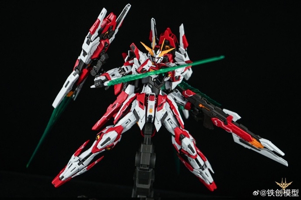 Mô hình lắp ráp TC-02 Start Eternal - Khung xương hợp kim (Tặng kèm bộ giáp màu xám, led, decal và base) của Iron Toys