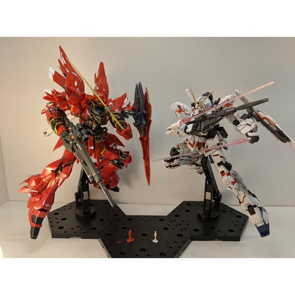 Giá trưng bày Gundam Action Base 4 Display HG RG MG Black Chính Hãng Bandai