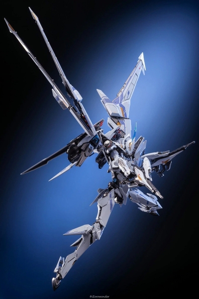 Mô hình lắp ráp MB 1/100 UBP-R02T Falcon của Moshow Toys