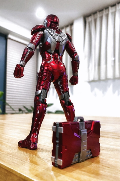 Mô Hình Ráp Sẵn Iron Man Mark V (MK5) Scale 1:10 của ZDTOYS