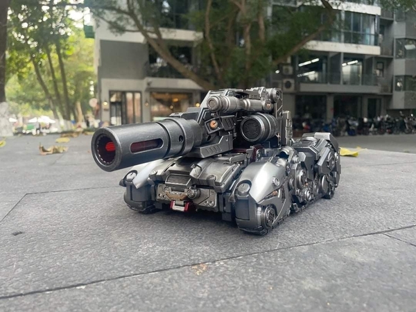Mô hình Transformer Megatron Megatank MT-01 của monocrat