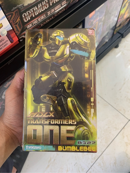 Threezero Transformers One - MDLX Bumblebee/B127
