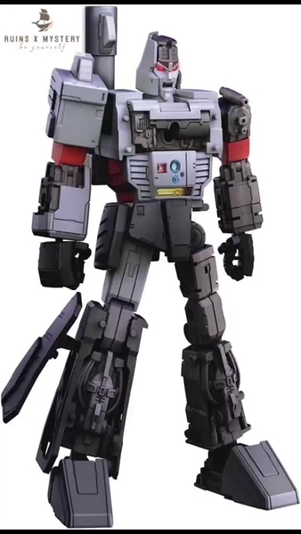 Mô Hình Lắp Ráp G1 MEGATRON (LUMINOUS EYES)_Blokees