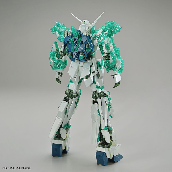 [Hỏa Tốc] Mô Hình Lắp Ráp The Gundam Base Limited MG Unicorn Luminous Crystal Body Chính hãng Bandai