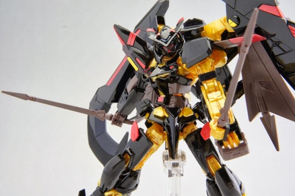 Mô hình Lắp Ráp HG Seed 59 1/144 Gundam Astray Gold Frame Amatsumina của Bandai Nhật Bản