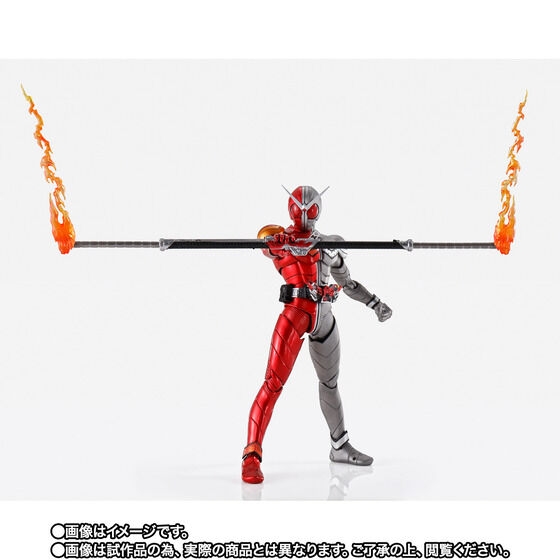 Mô hình S.H.Figuarts Kamen Rider W Heat Metal (Kỷ niệm Anime Thám tử Fuuto) kèm đĩa bluray chính hãng Bandai