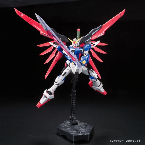 Mô hình lắp Ráp Gundam RG 11 Destiny Gundam 1/144 SEED Destiny của Bandai nhật bản