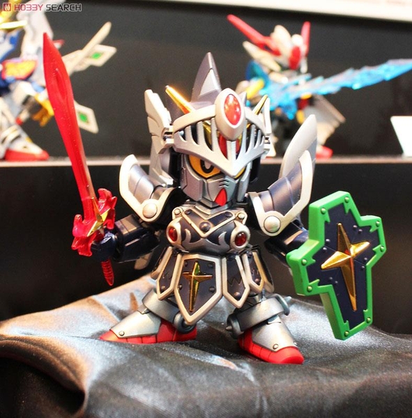 Mô Hình Lắp Ráp Gundam SD BB393 LEGENDBB FULL ARMOR KNIGHT GUNDAM của Bandai Nhật Bản