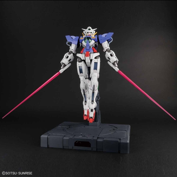 Mô Hình Lắp Ráp Perfect Grade PG 1/60 GN-001 GUNDAM EXIA của Bandai Nhật