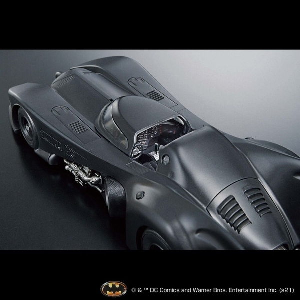 Mô Hình Lắp Ráp 1/35 SCALE MODEL KIT BATMOBILE (BATMAN Ver.) của Bandai Nhật Bản