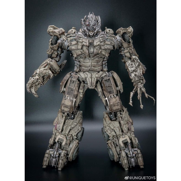 ( Hàng sẵn) Mô hình Robot biến hình UT R-05 Desperado Megatron Battle dame Version của Unique Toys