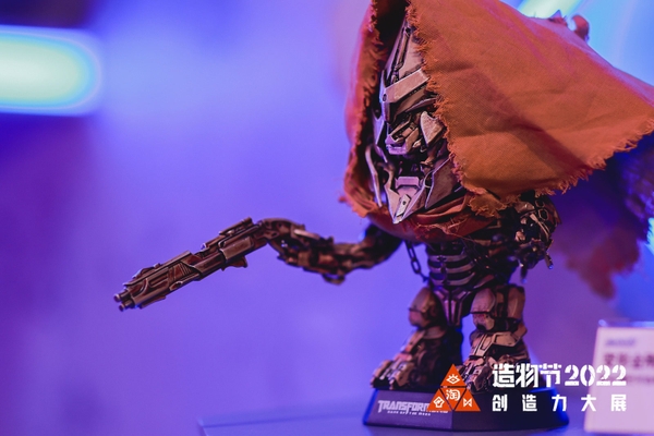 Mô Hình Ráp Sẵn Transformers Megatron Baby figurines của Killerbody