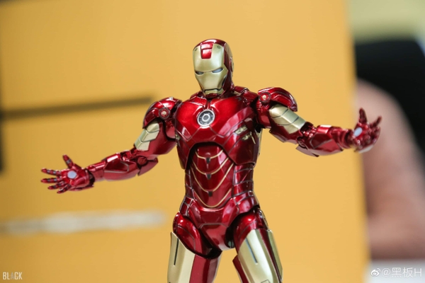 Mô Hình Ráp Sẵn Iron Man MK4 Mark IV Scale 1/10 của ZDTOYS