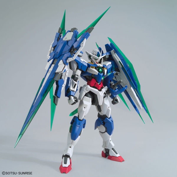 Mô Hình Gundam Bandai MG 00 QanT Full Saber 1/100 Gundam 00V của Bandai Nhật
