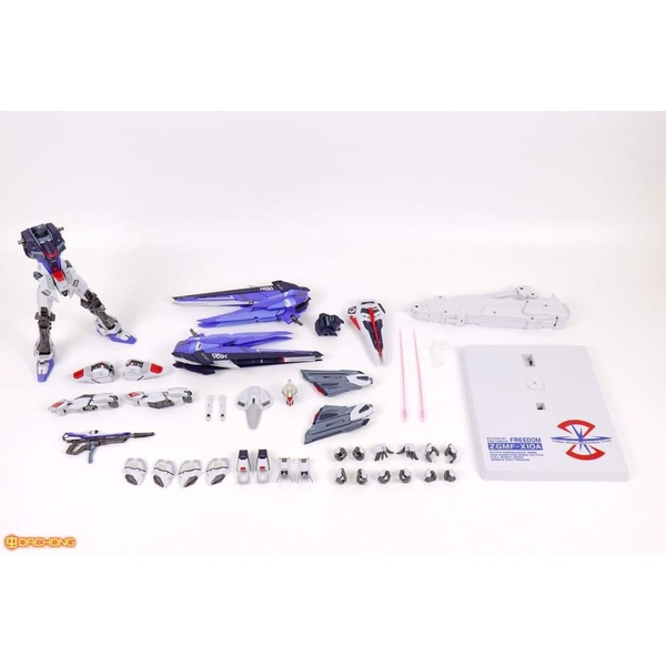 METAL BUILD FREEDOM RESIN VER của MC (Muscle Bear)