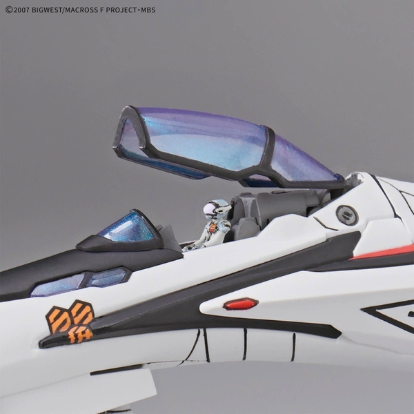 Mô Hình Lắp Ráp Gundam HG 1/100 VF-25F MESSIAH VALKYRIE ALTO CUSTOM của Bandai Nhật Bản