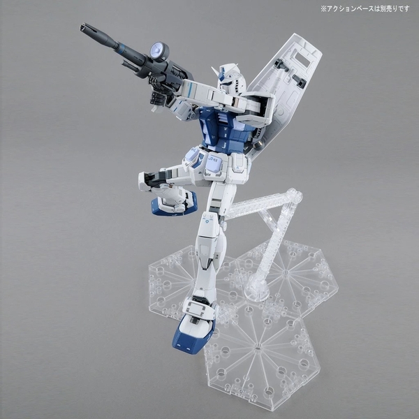 Mô Hình Lắp Ráp Gundam MG RX-78-2 ver 3.0 The Gundam Base Color (The Gundam Base Limited) của Bandai Nhật bản