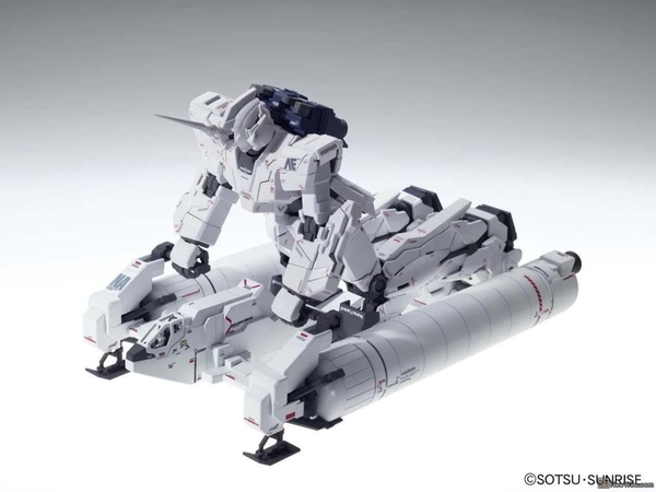 Mô Hình Lắp Ráp Gundam MG 1/100 RX-0 FULL ARMOR UNICORN GUNDAM VER. Ka của Bandai Nhật Bản