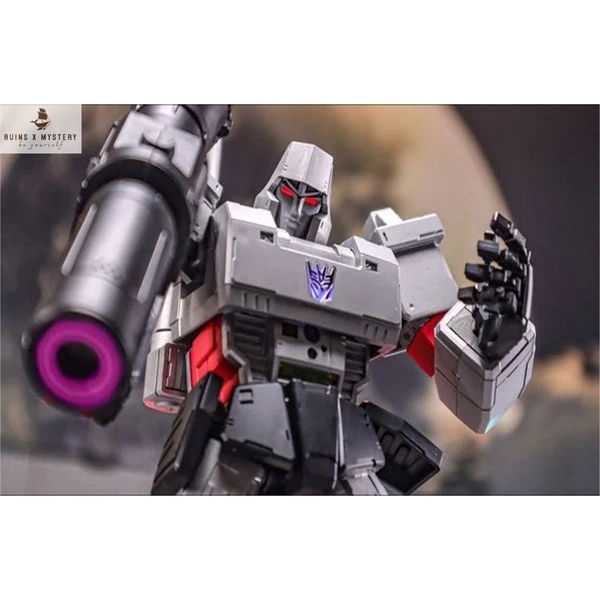 Mô Hình Lắp Ráp G1 MEGATRON (LUMINOUS EYES)_Blokees