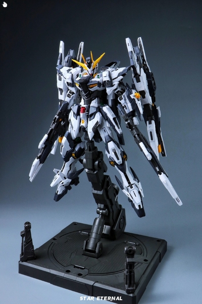 Mô hình lắp ráp TC-02 Start Eternal - Khung xương hợp kim (Tặng kèm bộ giáp màu xám, led, decal và base) của Iron Toys