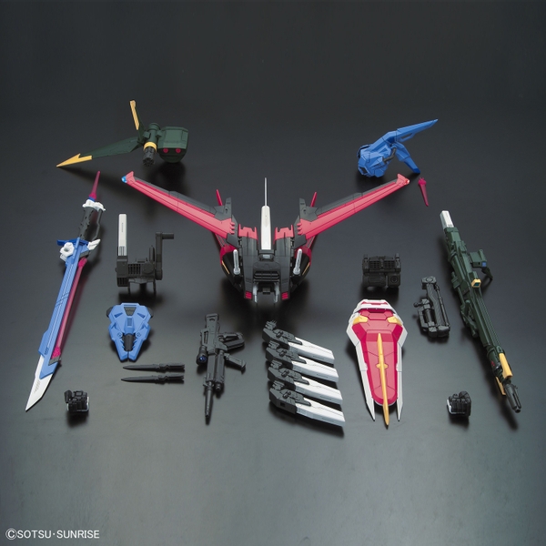 Mô Hình Lắp Ráp PG GAT-X105+AQM/E-YM1 Perfect Strike Gundam của Bandai Nhật bản (tặng kèm LED vàng)