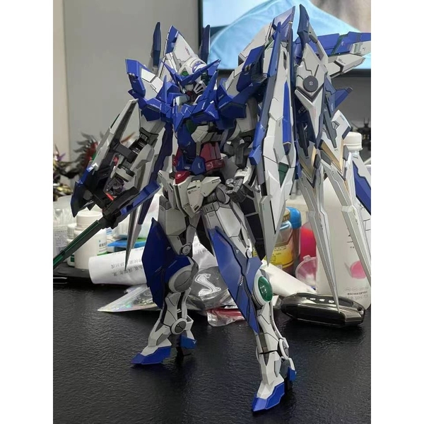 Mô Hình Metal Build 1/60 Amazing Exia STEEL LEGEND Bản Sửa Lỗi (Kèm theo hộp led gồm 9 bóng led sạc)