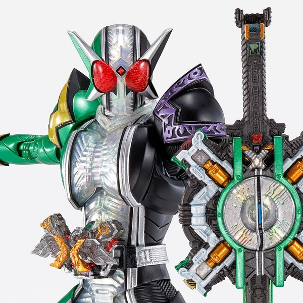 Mô hình S.H.Figuarts (SHINKOCCHOU SEIHOU) KAMEN RIDER DOUBLE Cyclone Joker Extreme của P-bandai