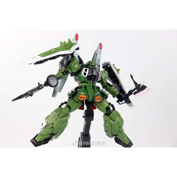 Hàng có sẵn Mô Hình Lắp Ráp - Model Kit - MG 1/100 Blaze Zaku Phantom  của Phantom Model