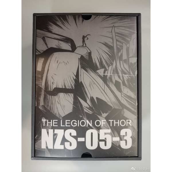 MÔ HÌNH LẮP RÁP ( model kits ) Raytheon NZS-05-3 - THOR của EMOXIAN ( Tặng Kèm Áo Choàng )