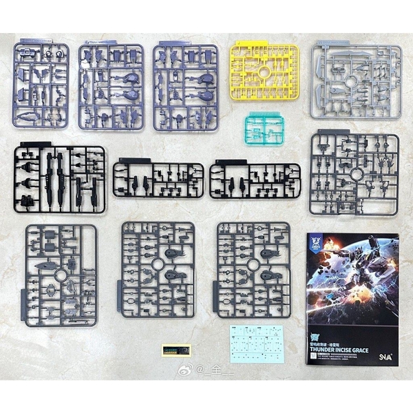 Mô hình lắp ráp Model Kit Thunder Incise Grace cua SNAA