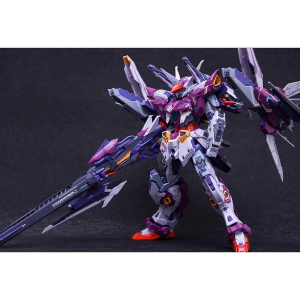 Mô Hình Lắp Ráp INERA 1/100 MG THUNDERBOLT COSMIC GENERAL PURPOSE COMBAT ROBOT IN ERA ( kèm sừng )