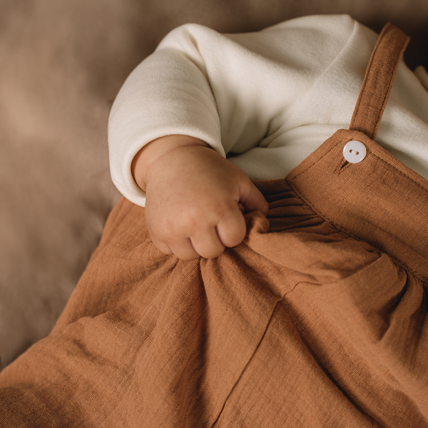 Quần yếm Bibs chất liệu xô musline cao cấp cho bé trai và bé gái (6M-3Y)