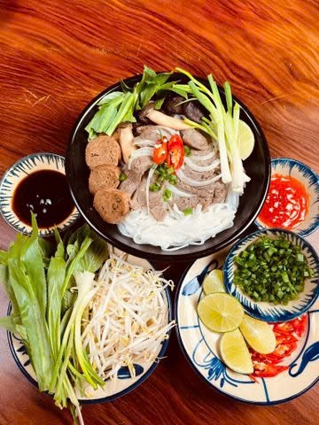 Phở chay: Hương Vị Truyền Thống Và Độc Đáo Của Ẩm Thực Việt