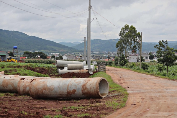 Bài 3: Dự án hồ Ta Hoét: Khẩn trương tái định canh, ổn định sản xuất và đời sống Nhân dân