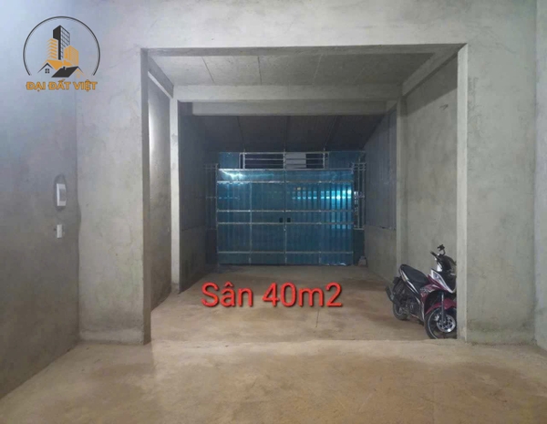 Bán Nhà Đẹp Mặt Tiền Đường Lớn Lạc Dương
