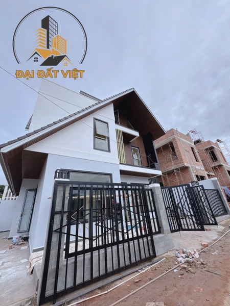 Bán Nhà Mới Hoàn Công Đường Măng Lin, P7, Đà Lạt