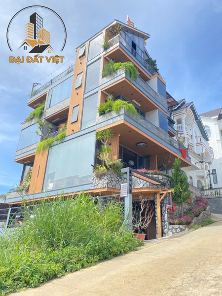 Bán Căn Villa Thiết Kế Sang Trọng Đường Hoàng Văn Thụ, P5, Đà Lạt