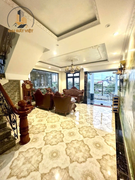 Bán Biệt Thự Thông Thoáng Đường Ngô Tất Tố, P8, Đà Lạt