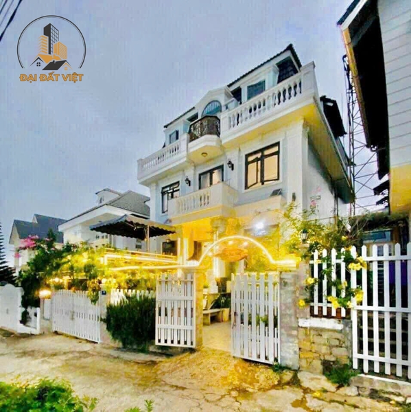 Bán Biệt Thự Thông Thoáng Đường Ngô Tất Tố, P8, Đà Lạt