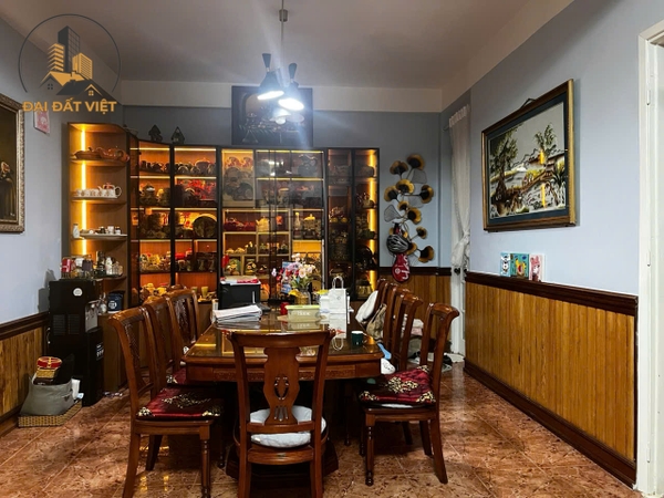 Bán Nhà Sang Trọng View Trực Diện Đường 3/4, P3, Đà Lạt