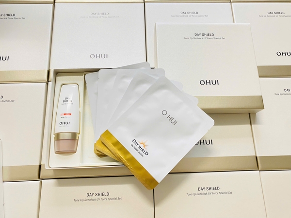 Set kem chống nắng Ohui 50ml + 5m mặt nạ