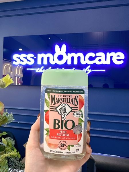 Sữa Tắm 98% Hữu Cơ Le Petit Marseillais 250ml