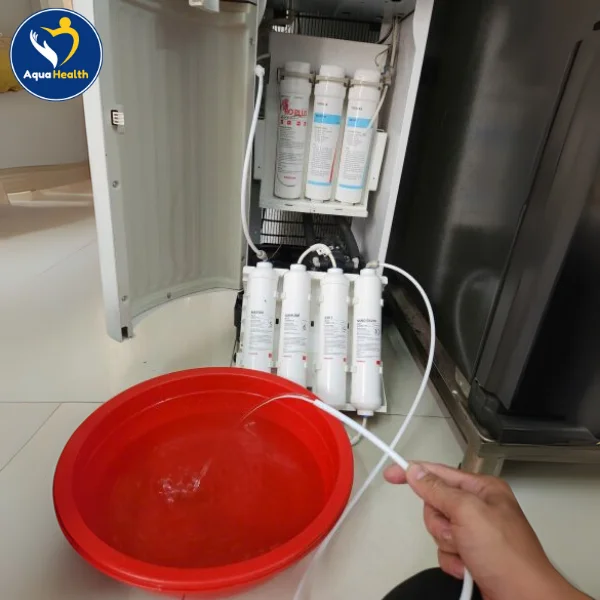 Lưu ý xả sạch bộ lõi lọc Toshiba F-2399 mới trước khi sử dụng