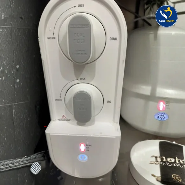 Nhắc thay lõi bằng đèn LED và âm báo tự động