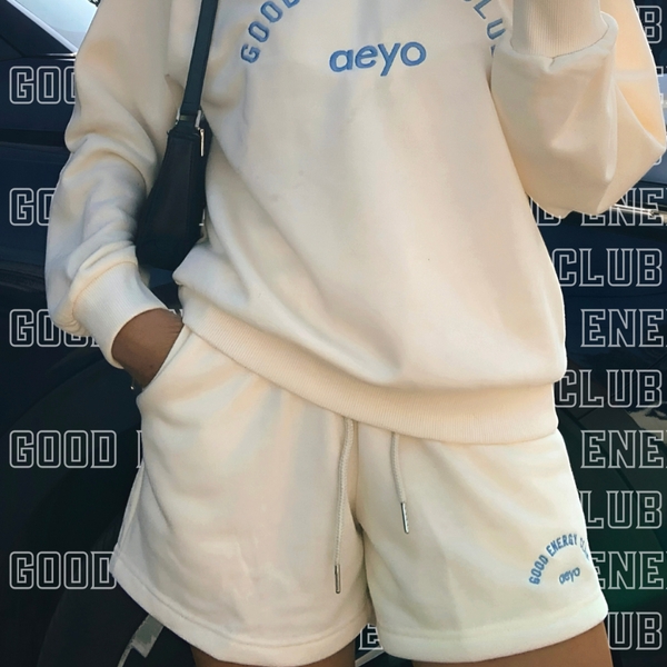 Quần Short From rộng Chất Liệu Nỉ Cotton, màu xanh và màu be